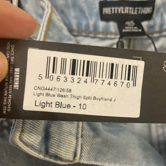 PrettyLittleThing Boyfriend Jeans Light Wash Thigh Split Denim Blue Size 6 - Picture 11 of 16